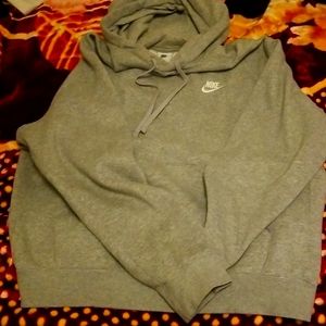 Women's medium nike hoodie